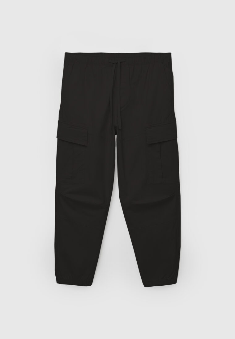 Pull & Bear Cargo Trouser in Black