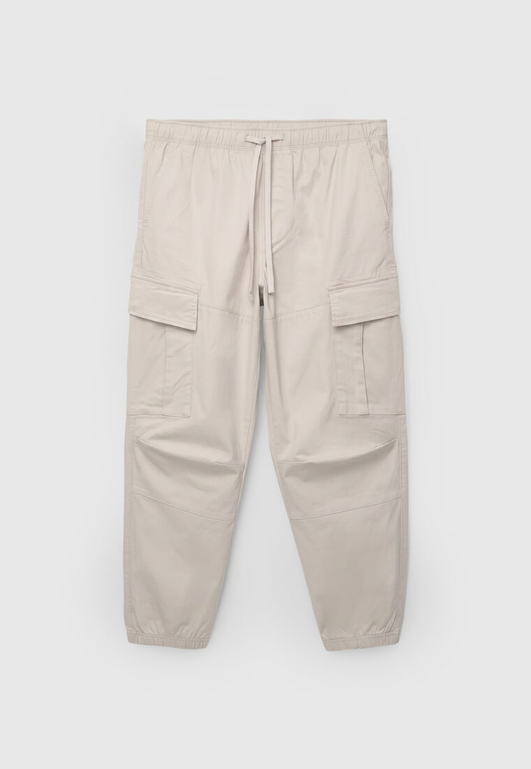 Pull & Bear Cargo Trouser in Light Grey